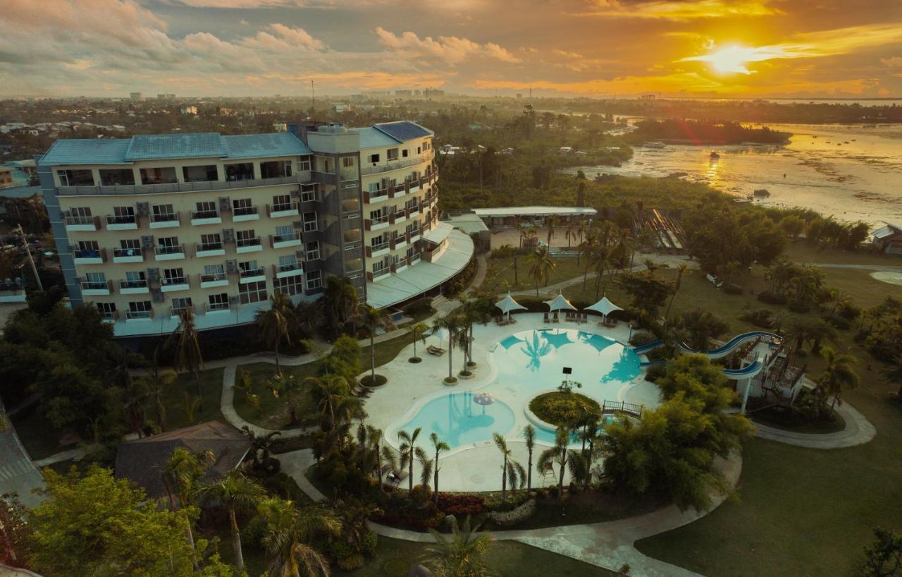 Solea Seaview Resort Lapu-Lapu City Eksteriør billede