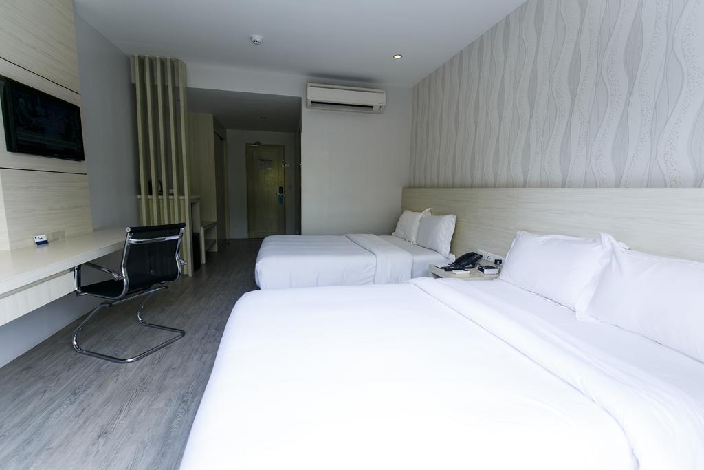 Solea Seaview Resort Lapu-Lapu City Eksteriør billede